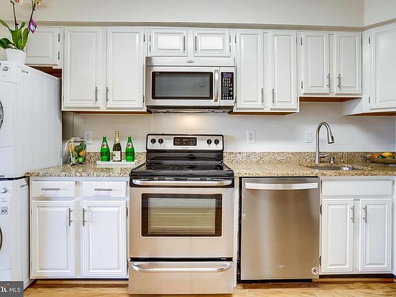 5th image of 3709 S George Mason Dr APT 1215