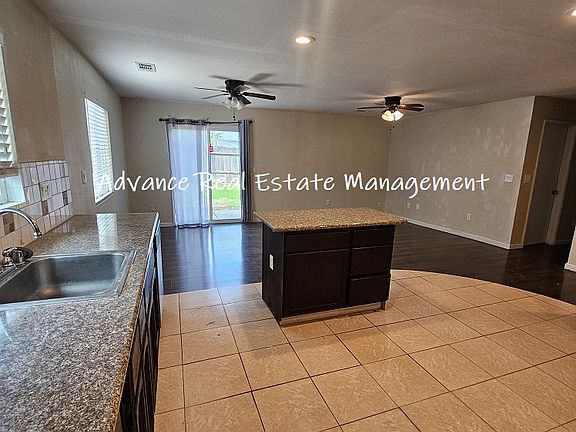 4th image of 7868 Deerhaven Way