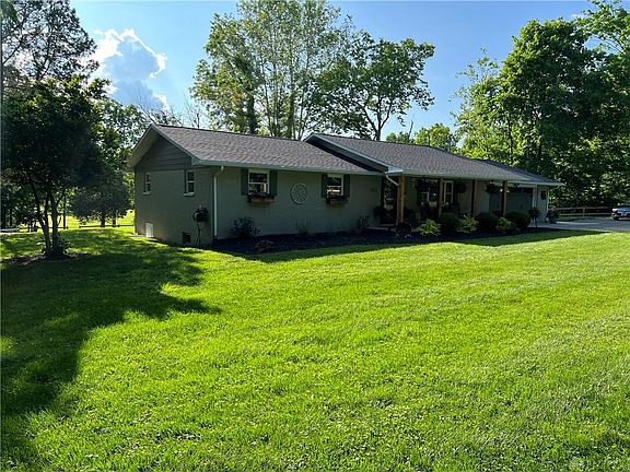 3rd image of 5773 Brantford Rd