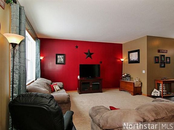 5th image of 1701 Basswood Ct