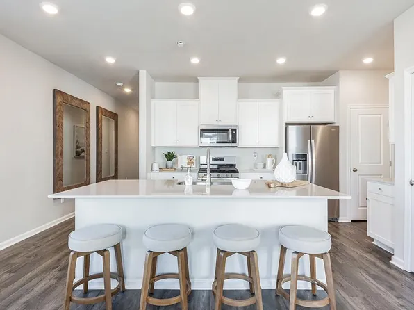 41 Marion Ave, Bordentown, NJ 08505