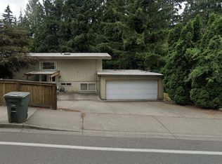 15460 SE 22nd Pl, Bellevue, WA