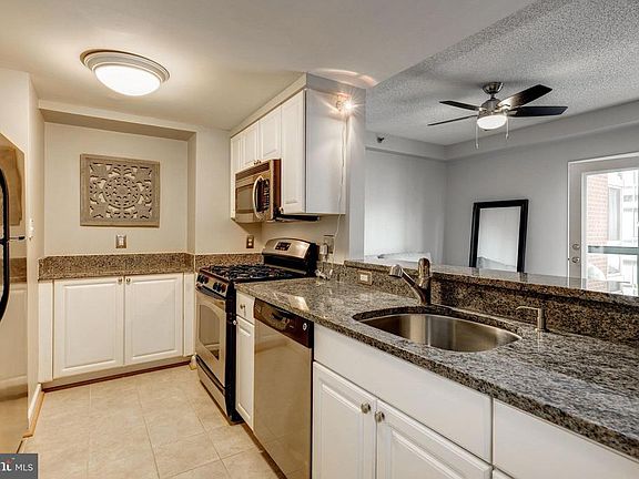 3rd image of 1050 N Taylor St #1-311