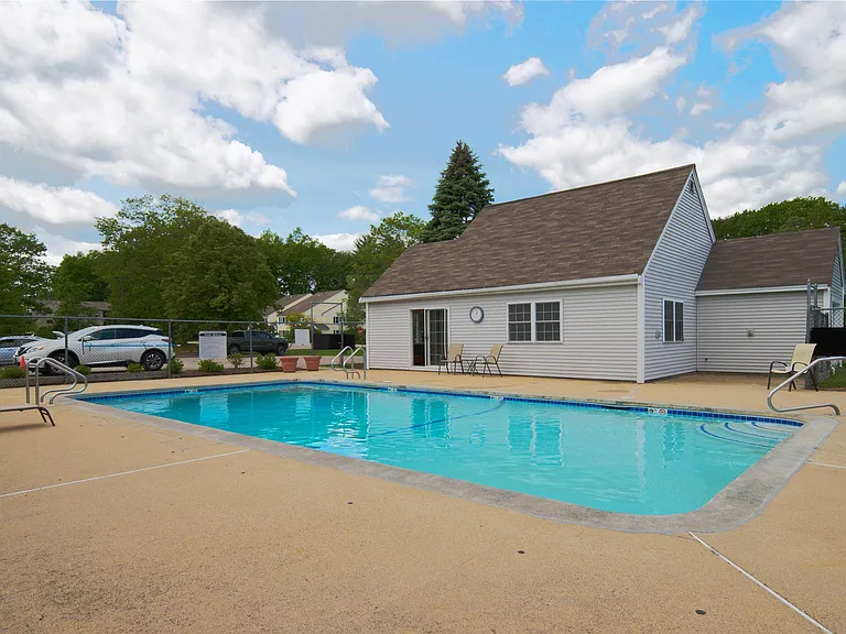 50 Brookside Dr #A7 — Photo 22