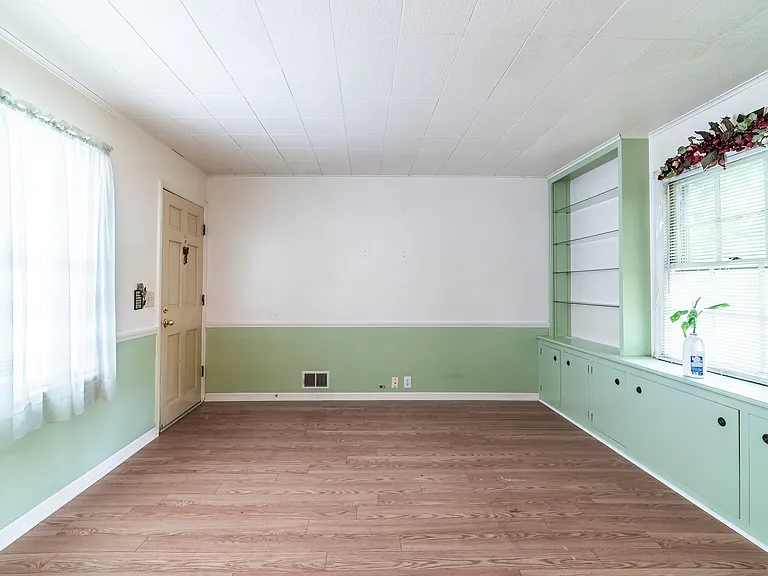4401 Fairfield Ave #2 — Photo 4