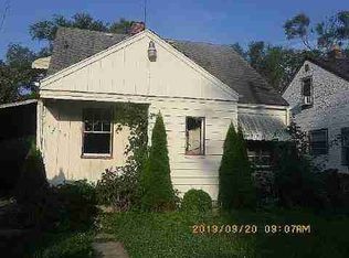 9239 Heyden St, Detroit, MI 48228