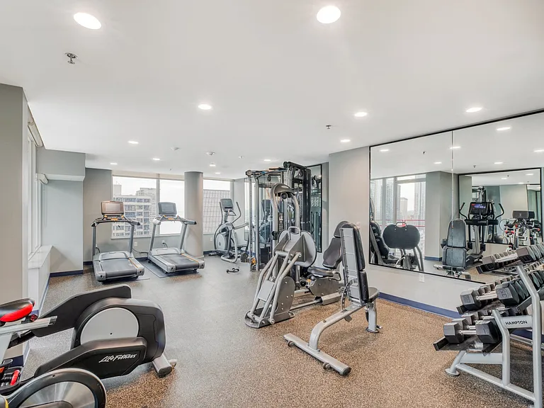 Enjoy our state-of-the-art fitness center and stay fit with a view!