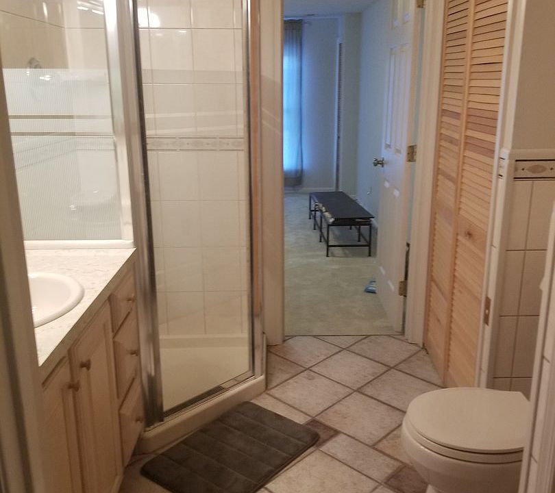 2nd image of 9425 Rosmarin Way