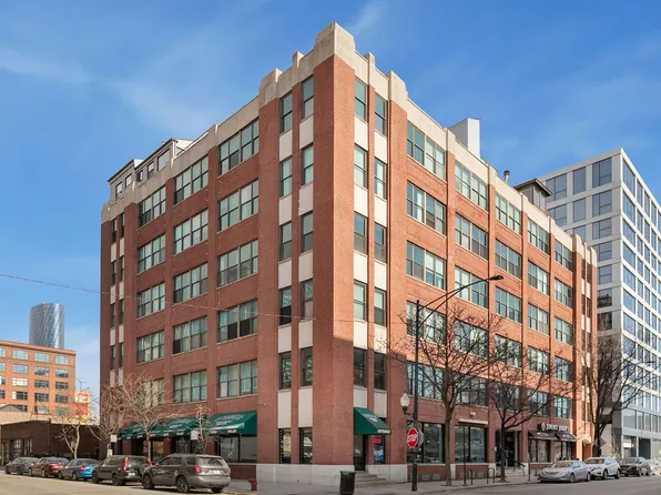 812 W Van Buren St APT 5A, Chicago, IL 60607