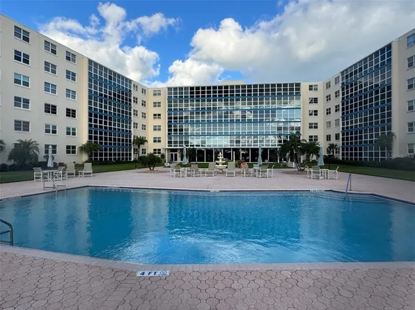 1224 S Peninsula Dr APT 422, Daytona Beach, FL 32118