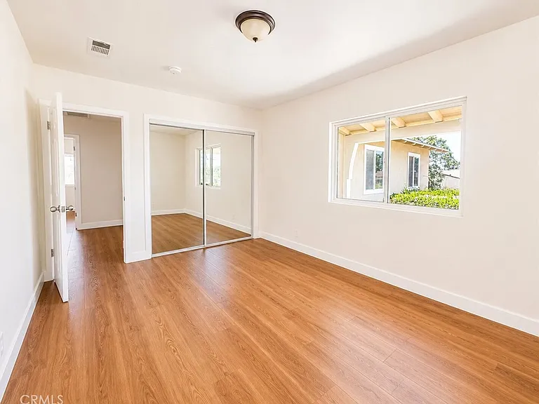 1180 Langley Way — Photo 19