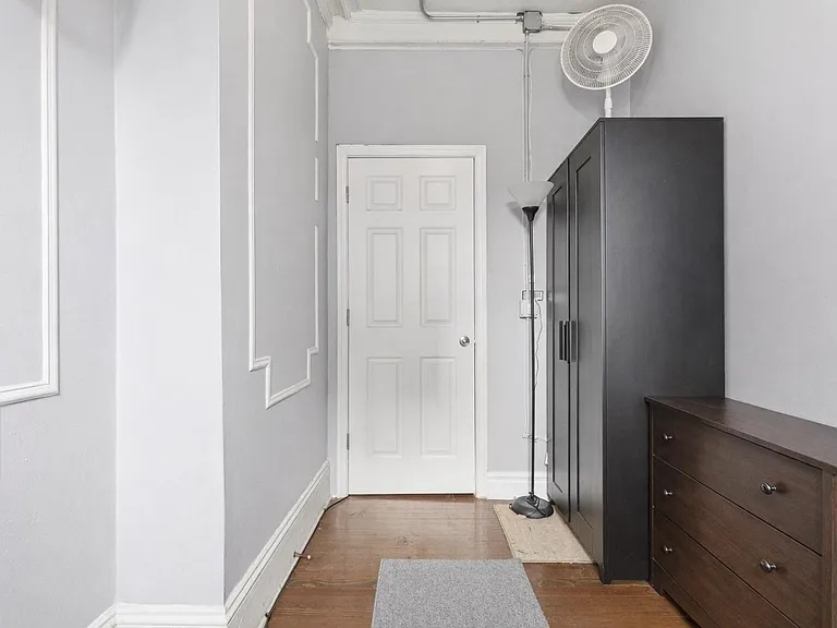 233 Summit Ave #2 — Photo 12