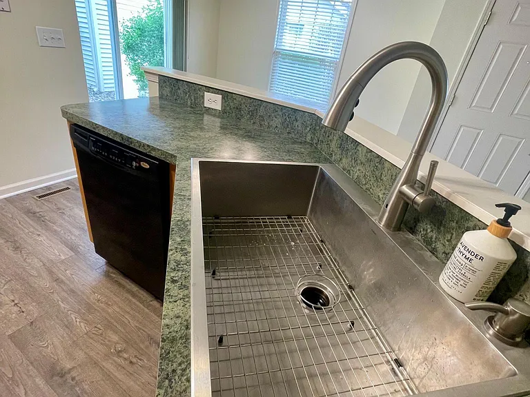 3524 Durham Ln — Photo 12