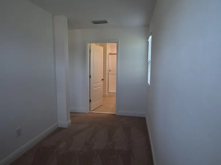 1197 Cavender Creek Rd — Photo 4
