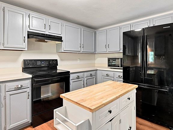 3rd image of 135 Forrest Street #26