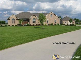 16188 Buckland River Rd, Wapakoneta, OH 45895