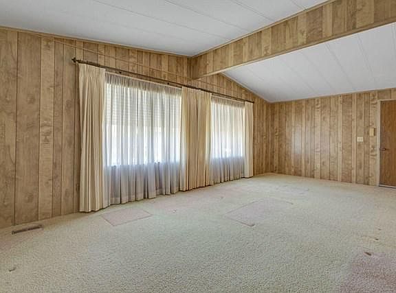 2nd image of 4700 Aurora Dr Space 3