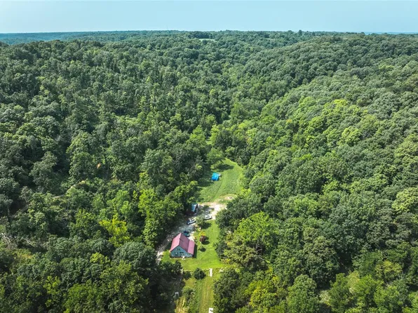 1213 Poor Farm Hollow Rd, Hardin, IL 62047