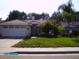 1349 E Parkview Ct, Visalia, CA 93292