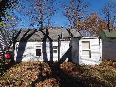 2nd image of 6764 Vernon Ave