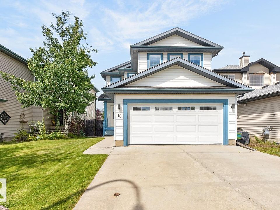1st image of 10 Douglas Cres