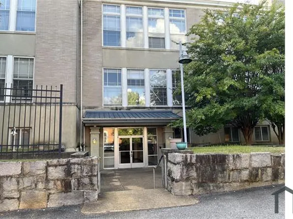 633 W Washington St APT 102, Petersburg, VA 23803