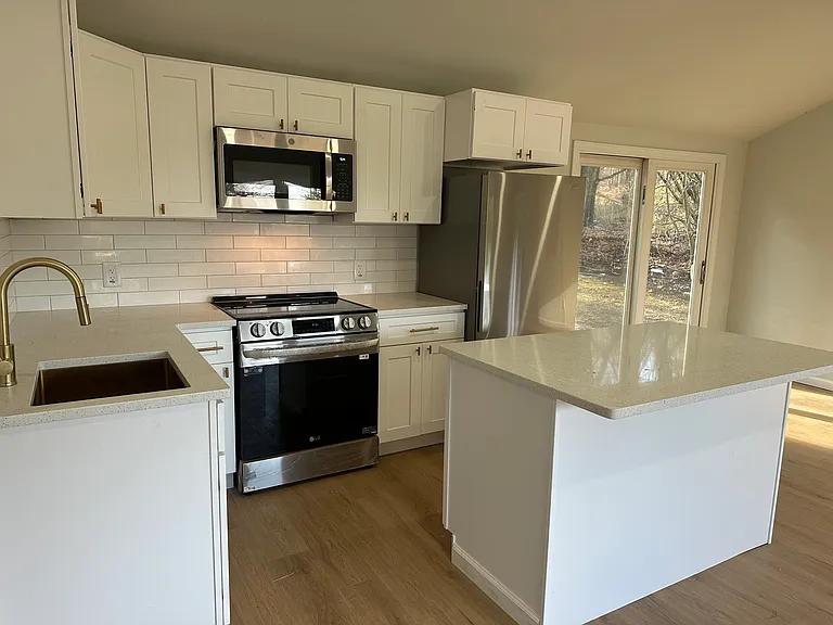 132 Jackson Rd — Photo 3