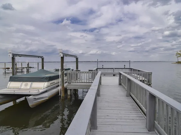 143 Yachting Cir, Lexington, SC 29072