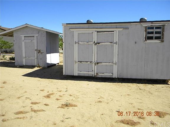 4th image of 10297 Redlands Ave
