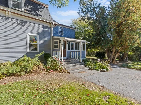 142 Congress St, Saint Albans, VT 05478