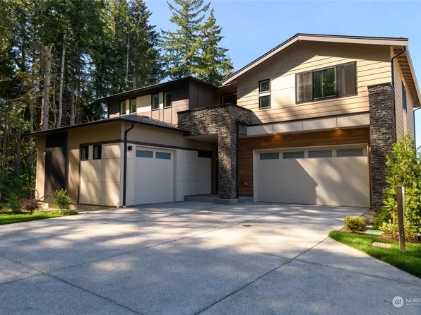 33689 Walnut Avenue SE, Black Diamond, WA 98010