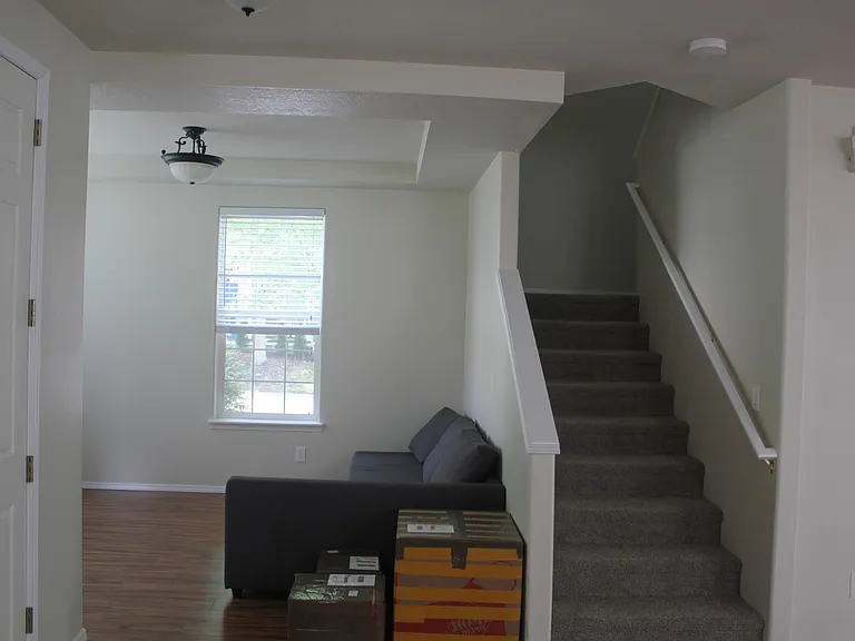 27163 SW Wood Ave — Photo 7