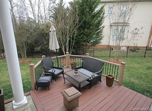 5th image of 9327 Hanlin Ct