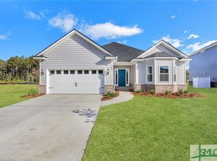 140 Hanover Pl, Richmond Hill, GA 31324