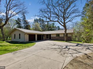 5904 325th St, Cannon Falls, MN 55009