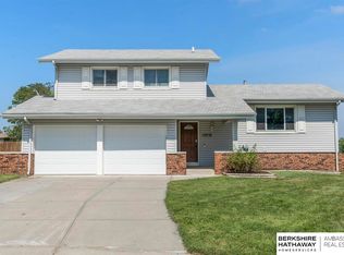 13252 Emiline St, Omaha, NE 68138