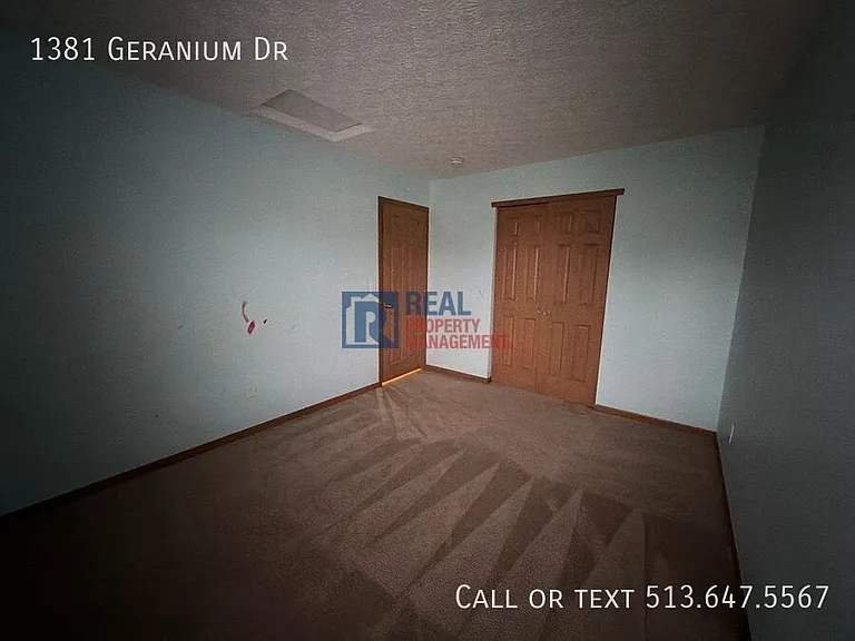 1381 Geranium Dr — Photo 25