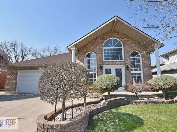 4450 Cherry Hill Rd, Windsor, ON N9G 2P5