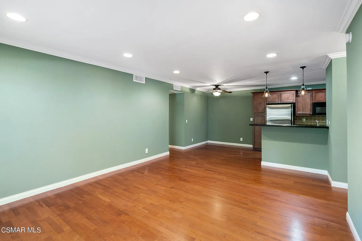 1 bed, 774 sqft, $2,700 — Photo 4