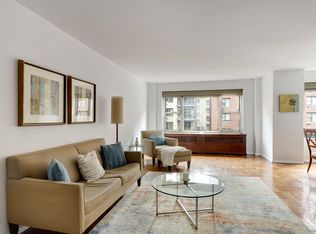 8C Manhattan Ave, New York, NY 10025