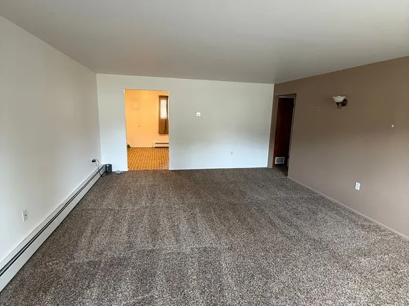 324 1st Ave East, 324 1st Ave E #4, Columbia Falls, MT 59912