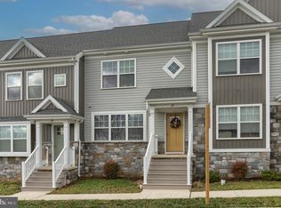 21 Coastal Ave, Ephrata, PA 17522