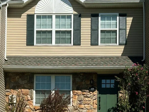 1139 Pin Oak Dr, Perkiomenville, PA 18074