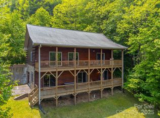 938 Trickle Creek Rd, Waynesville, NC 28785