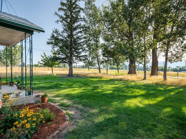 255 Gerer Ln, Hamilton, MT 59840
