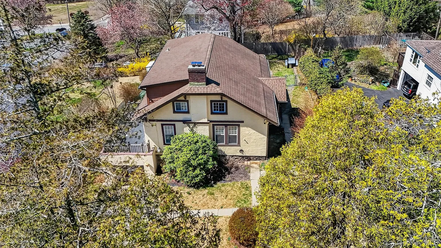 528 Union Avenue photo 1