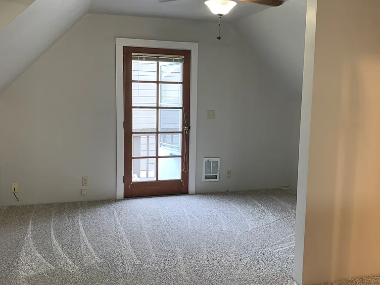 28 N Jefferson St — Photo 12