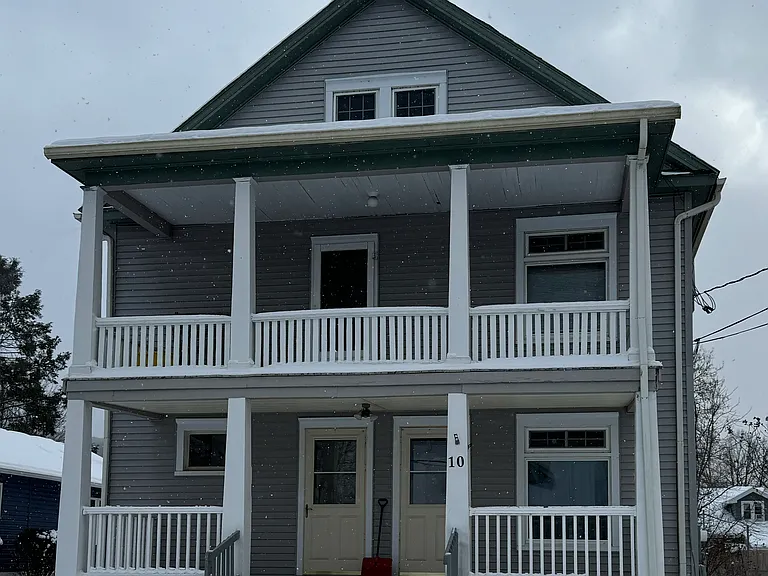 10 Dickinson Ave #3 — Photo 1