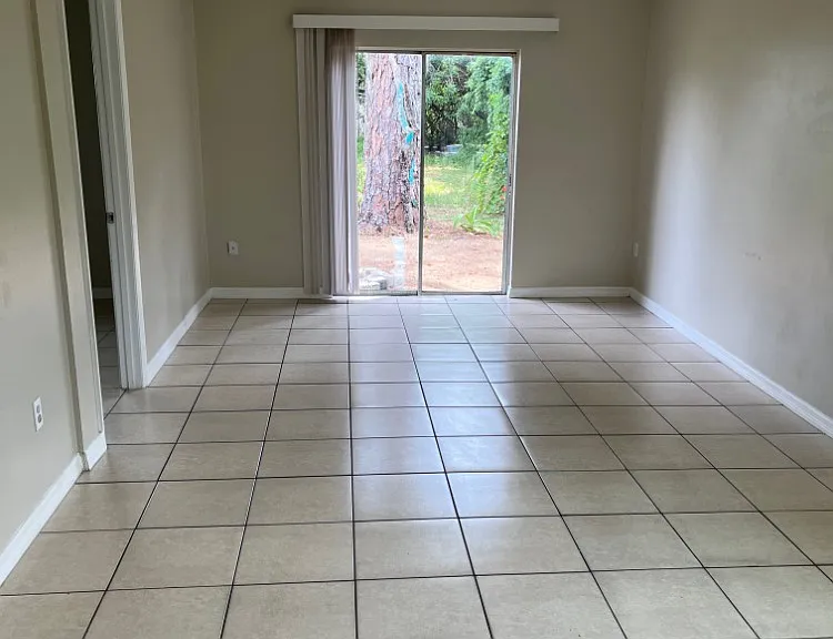 5926 Sun Glo Ave — Photo 3