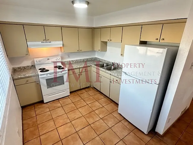 2105 Espina Street #10 — Photo 9